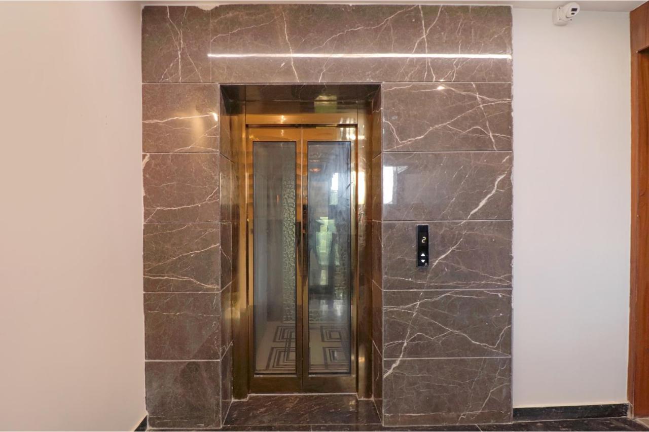 Fabhotel Prime Shanit Δελχί Εξωτερικό φωτογραφία
