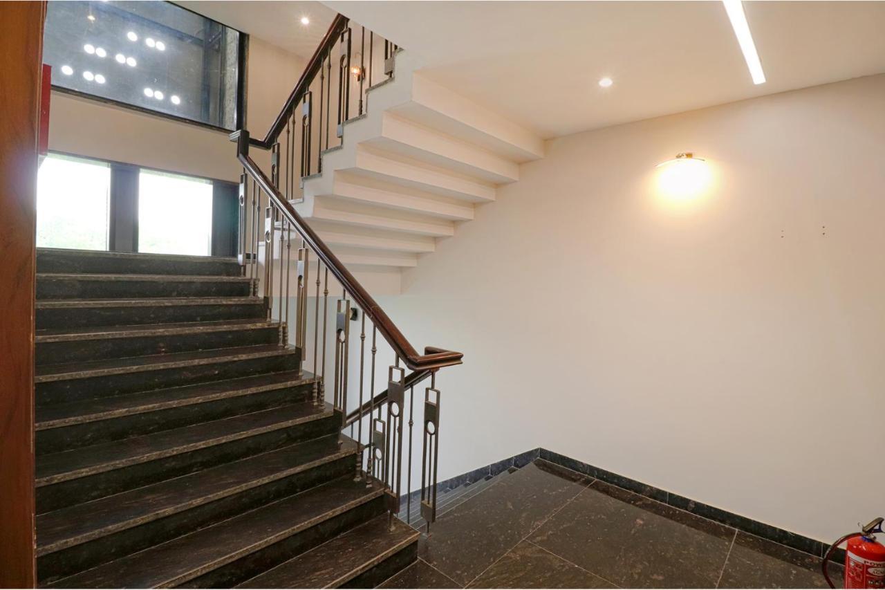 Fabhotel Prime Shanit Δελχί Εξωτερικό φωτογραφία